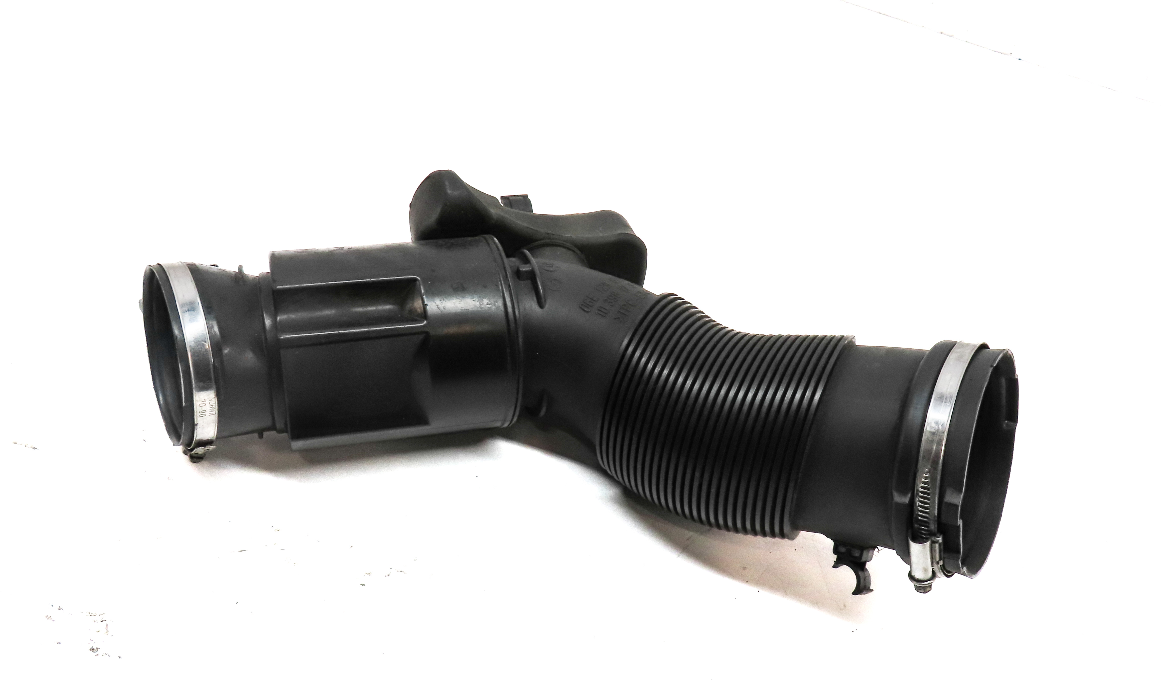 2012 AUDI S4 (B8 8K) 3.0L (CCBA) ENGINE AIR INTAKE RESONATOR HOSE PIPE DUCT — exact item pictured
